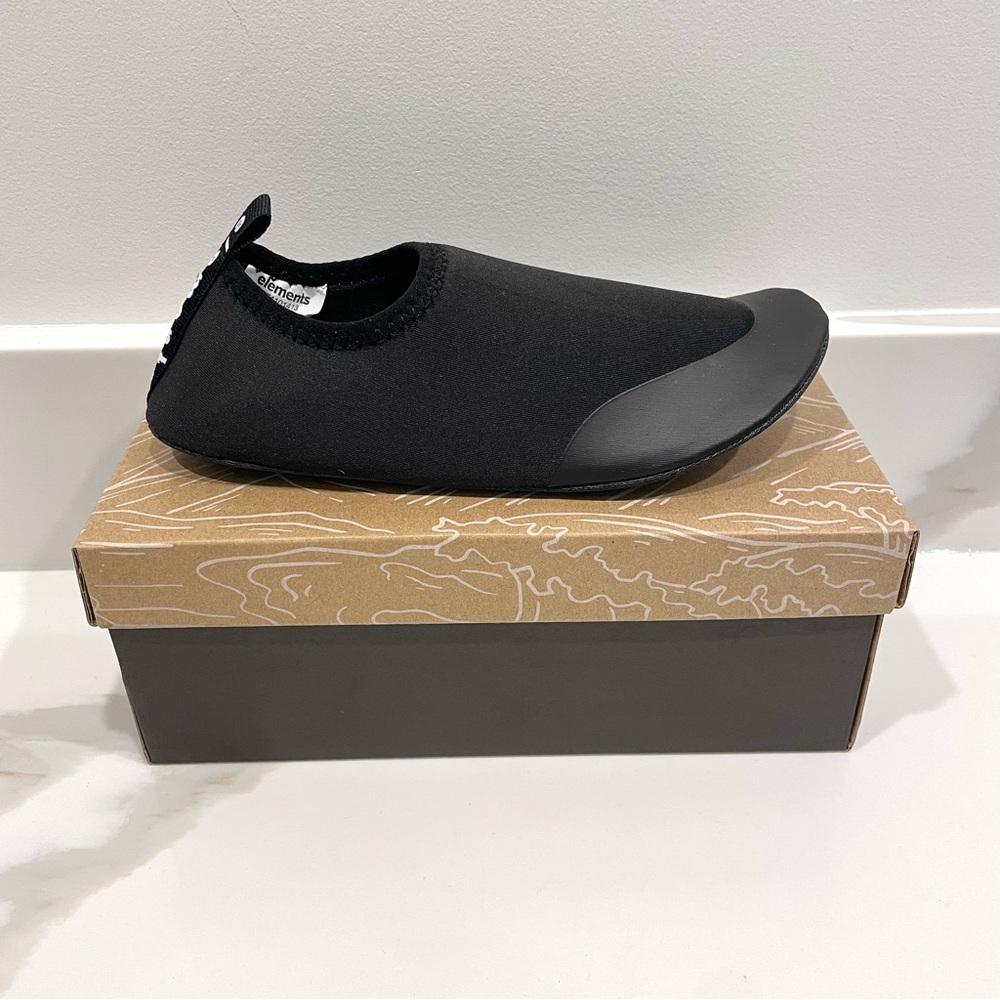 🟤2/$25 NEW Elements Water Shoe (size 3, 4 & 5)